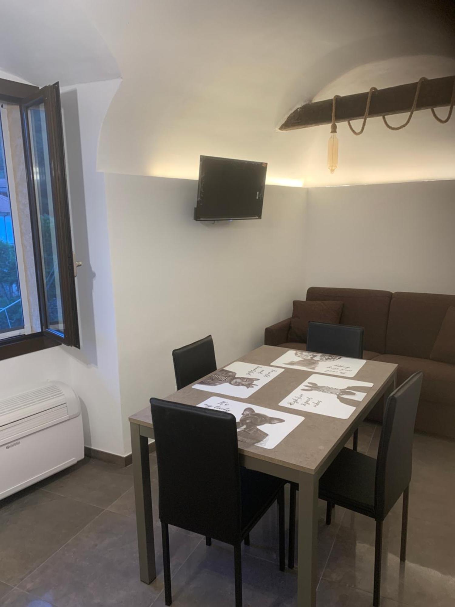 Apartment A Cola Rocchetta Nervina